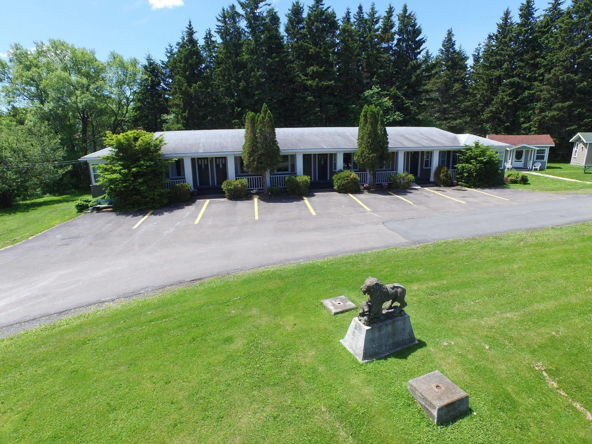 The Lionstone Inn Motel And Cottages Pictou Kültér fotó